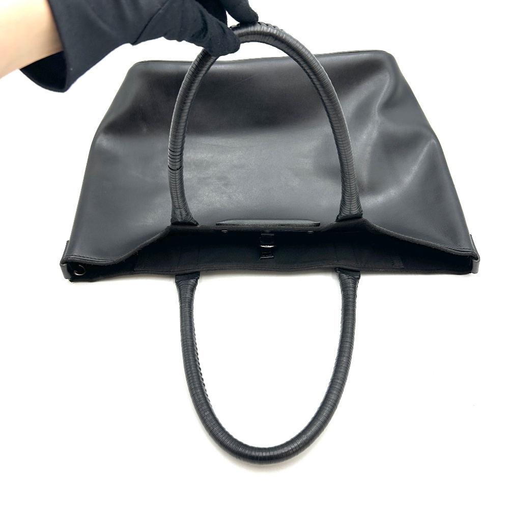Antigona - Antigona leather shopper bag in Givenchy - 6