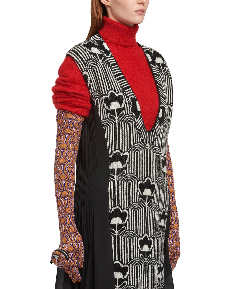 Superfine wool jacquard gloves 3