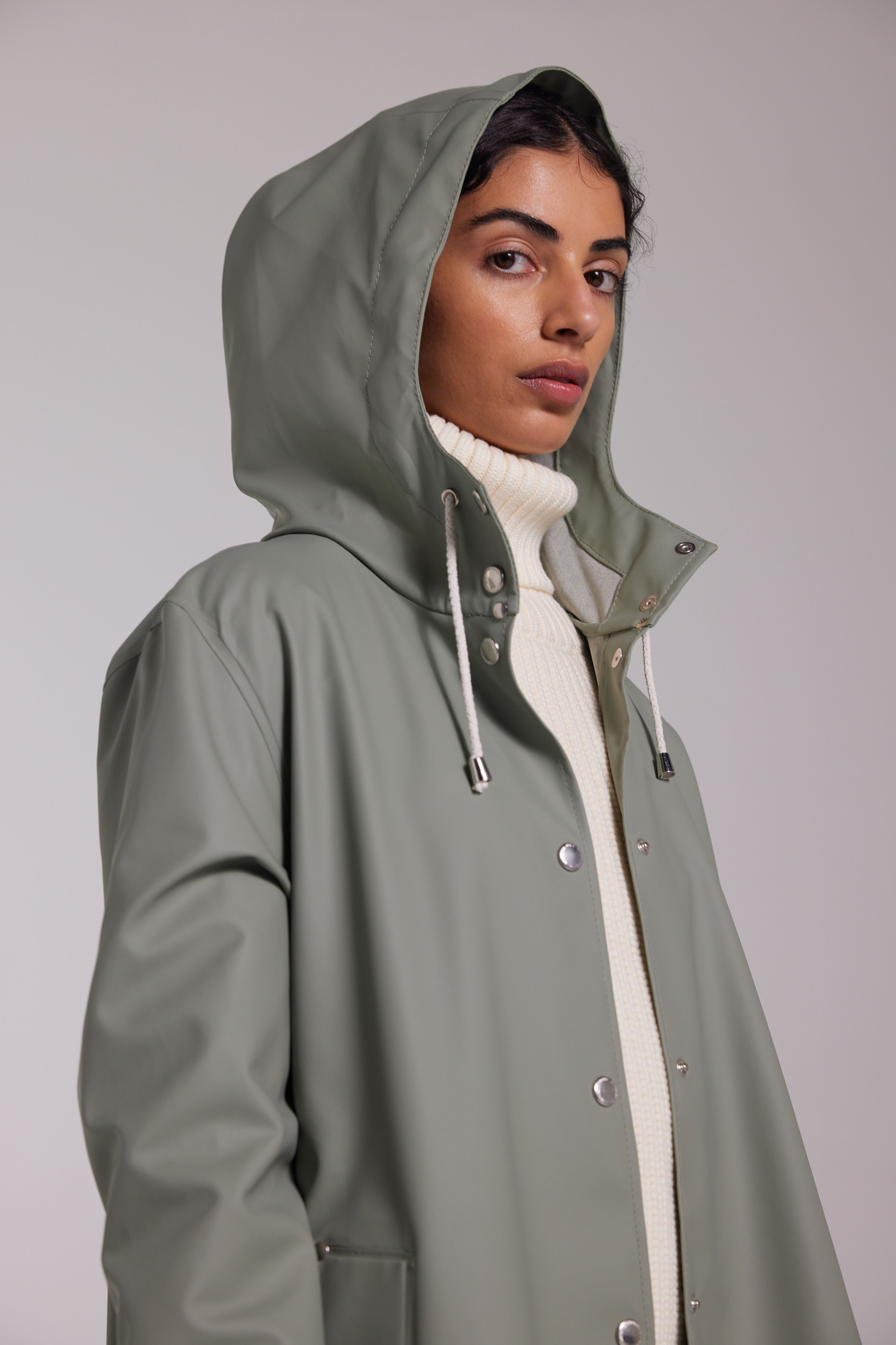 Mosebacke Lightweight Raincoat Khaki Green - 3