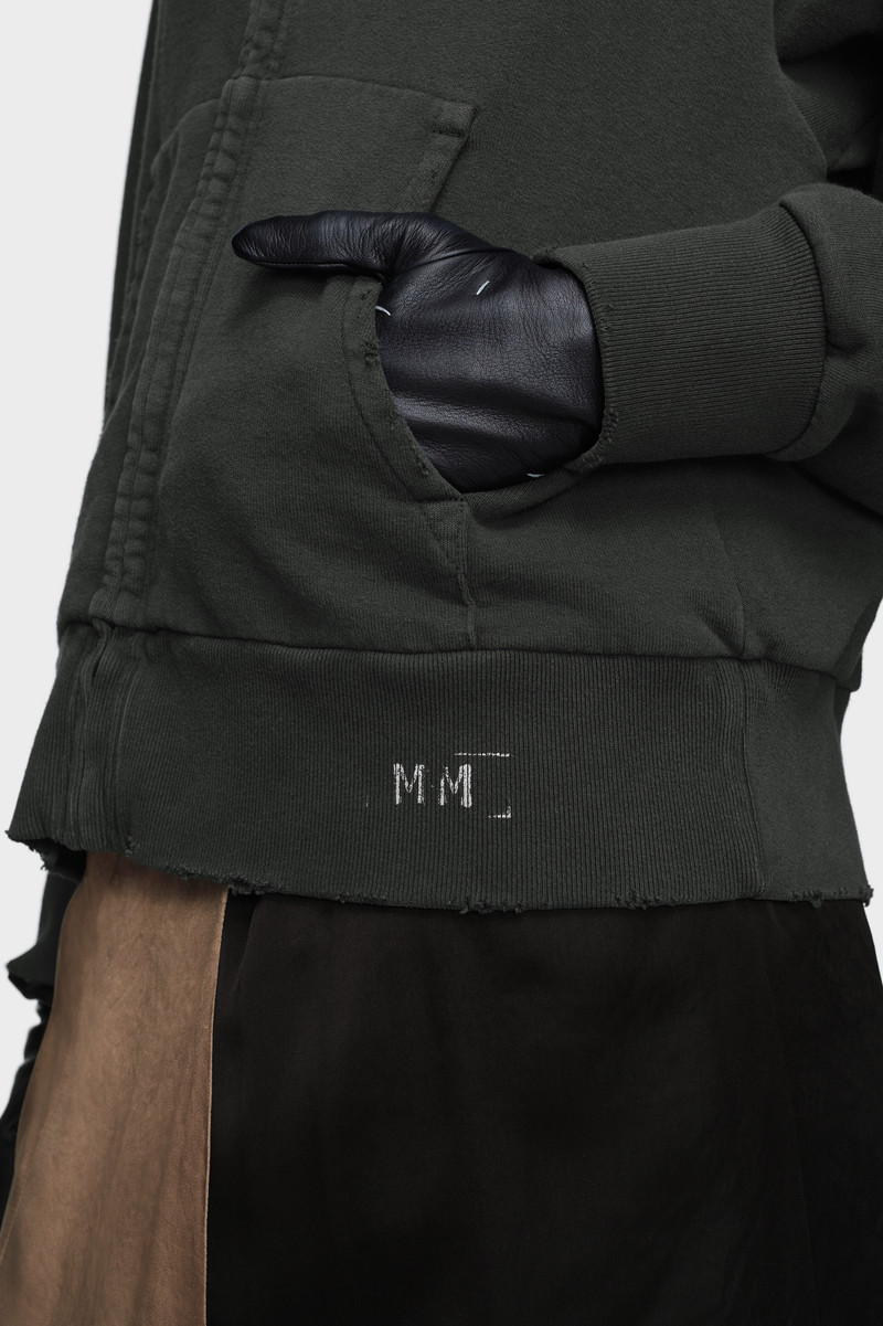 Hooded sweatshirt 5