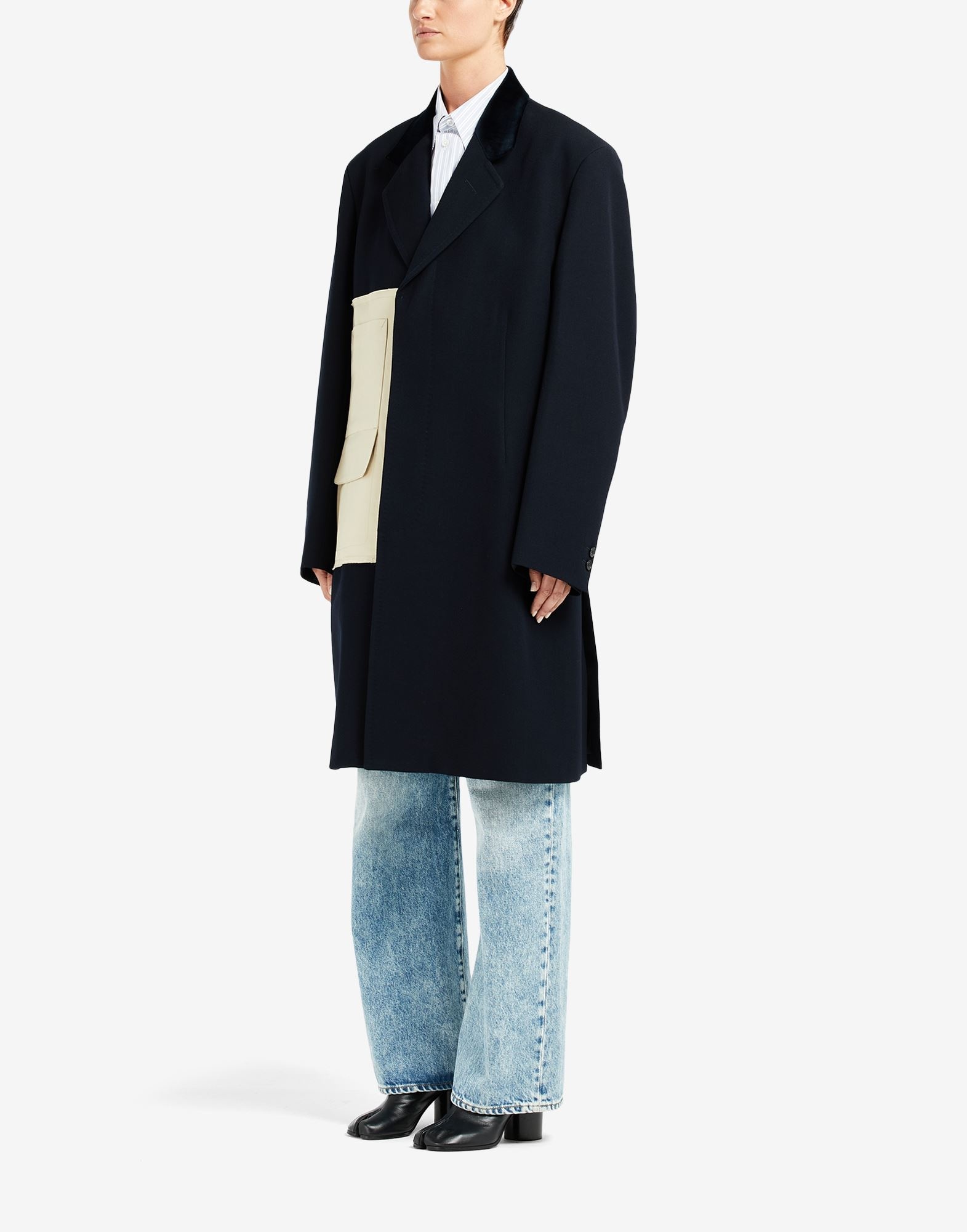 Tricotine Coat with Velvet Collar and Side Pocket - 5
