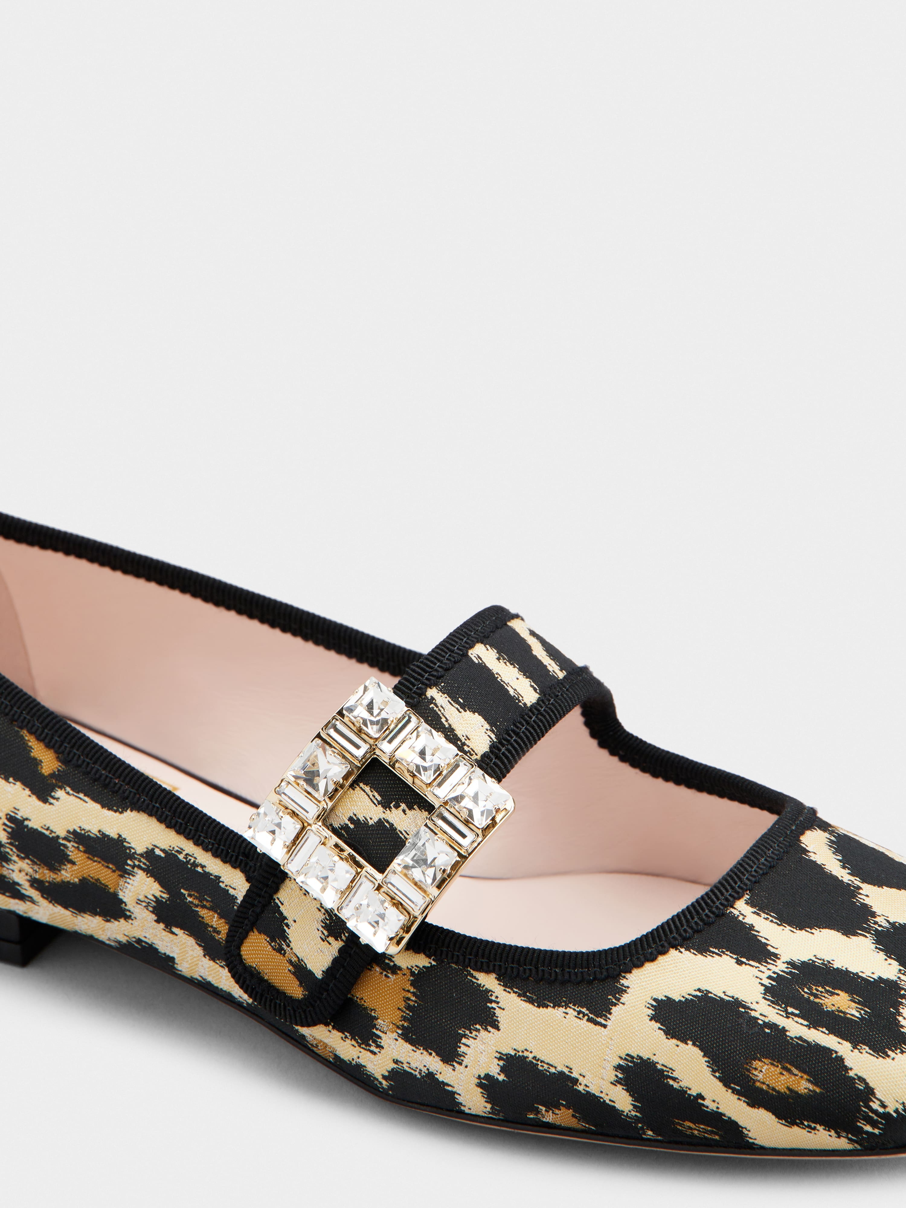 Très Vivier Strass Buckle Babies Ballerinas in Fabric - 3