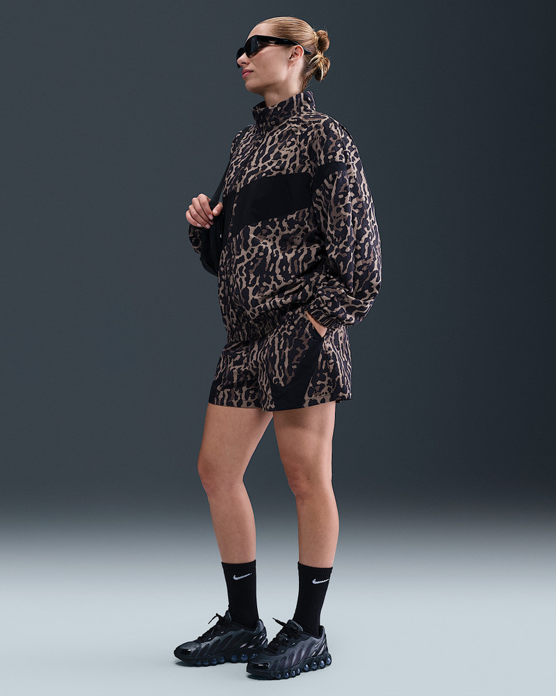 Nike Sportswear Women's Woven Printed Shorts 1