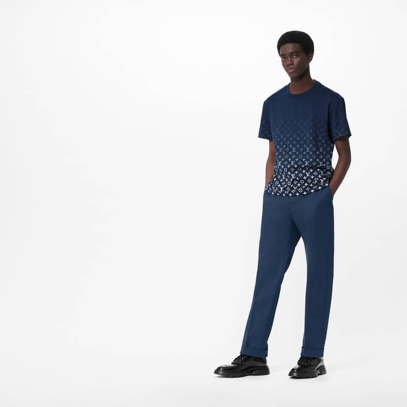 Louis Vuitton LVSE Monogram Gradient T-Shirt outlook