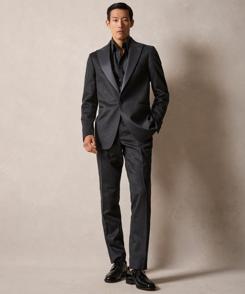 TODD SNYDER Italian Cashmere Peak Lapel Tuxedo Jacket in Grey outlook