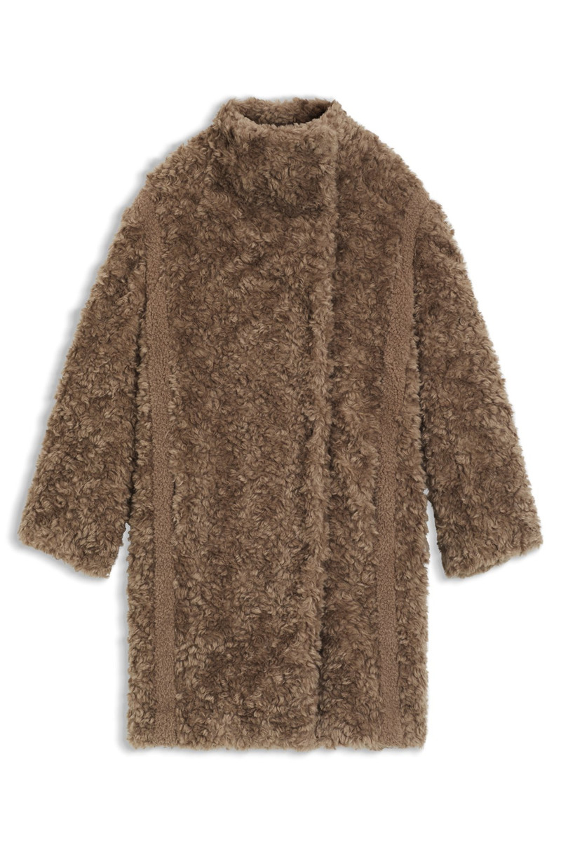 CONCEALED-CLOSURE COAT IN FAUX FUR 1