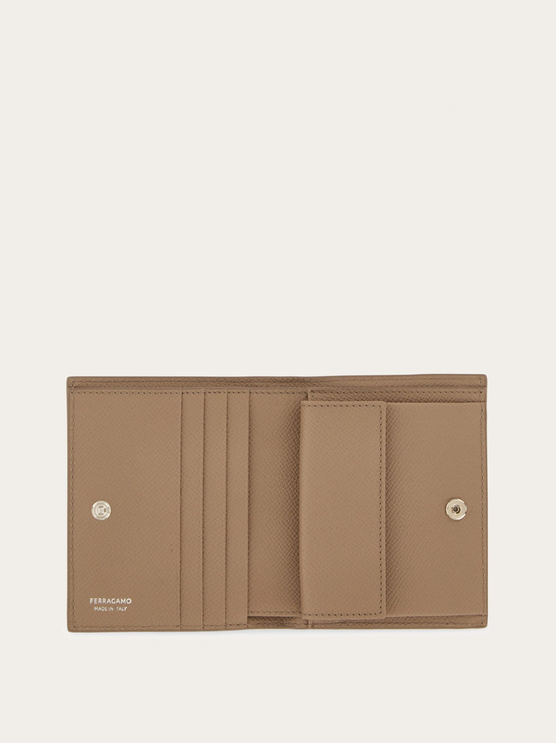 FERRAGAMO Gancini compact wallet outlook