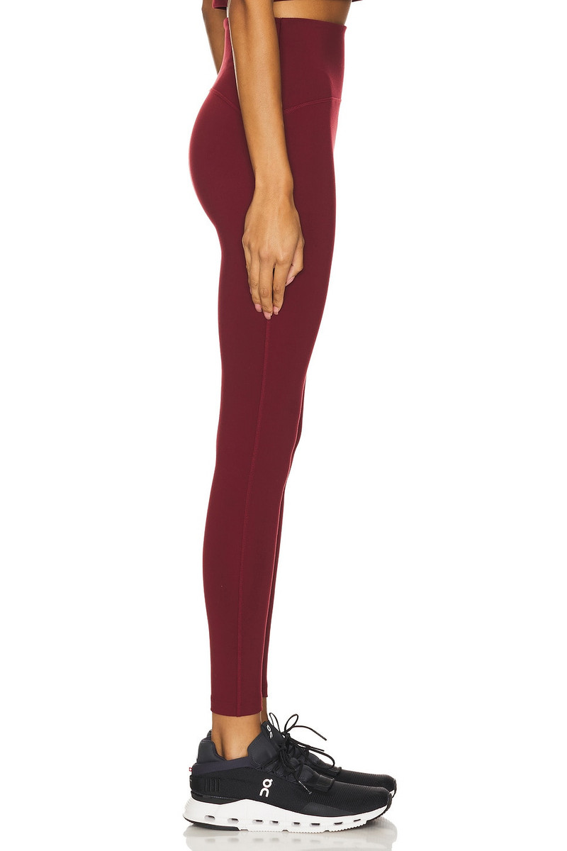 BEYOND YOGA Powerbeyond Strive Midi Legging outlook