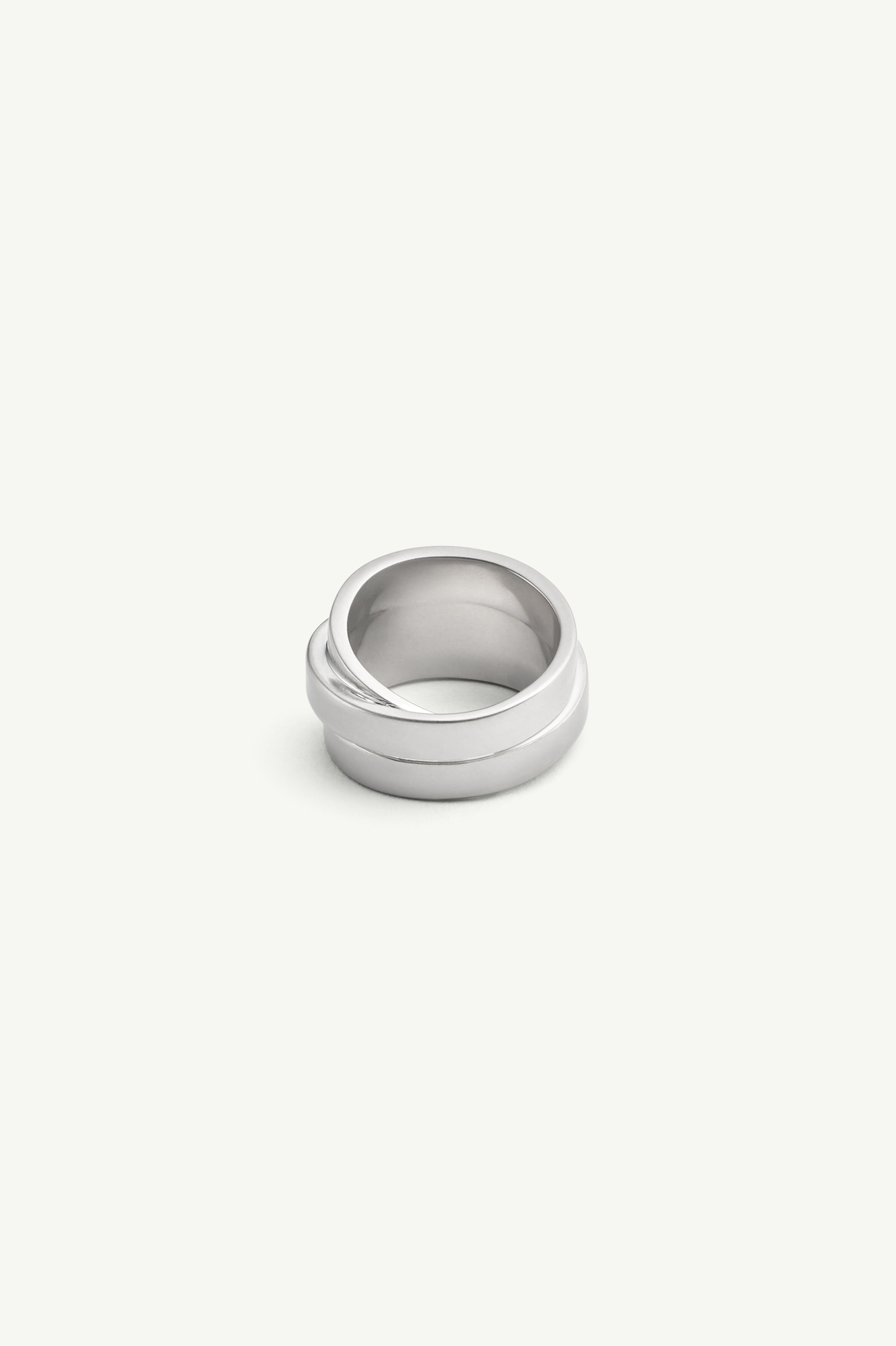 MM6 Maison Margiela/シルバー Letter Logo リング Maison Margiela MM6 Letter Logo Ring Palladio – LESS 17