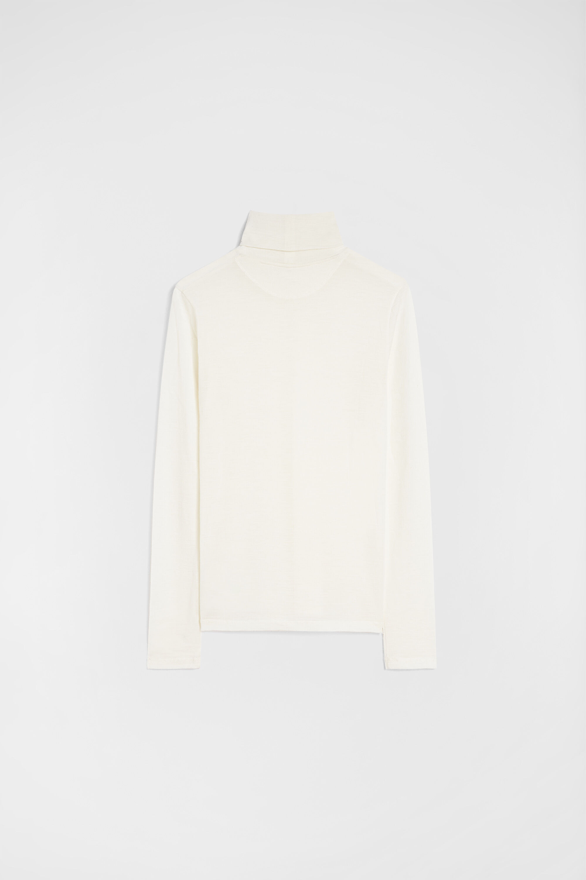 High-Neck T-Shirt - 3