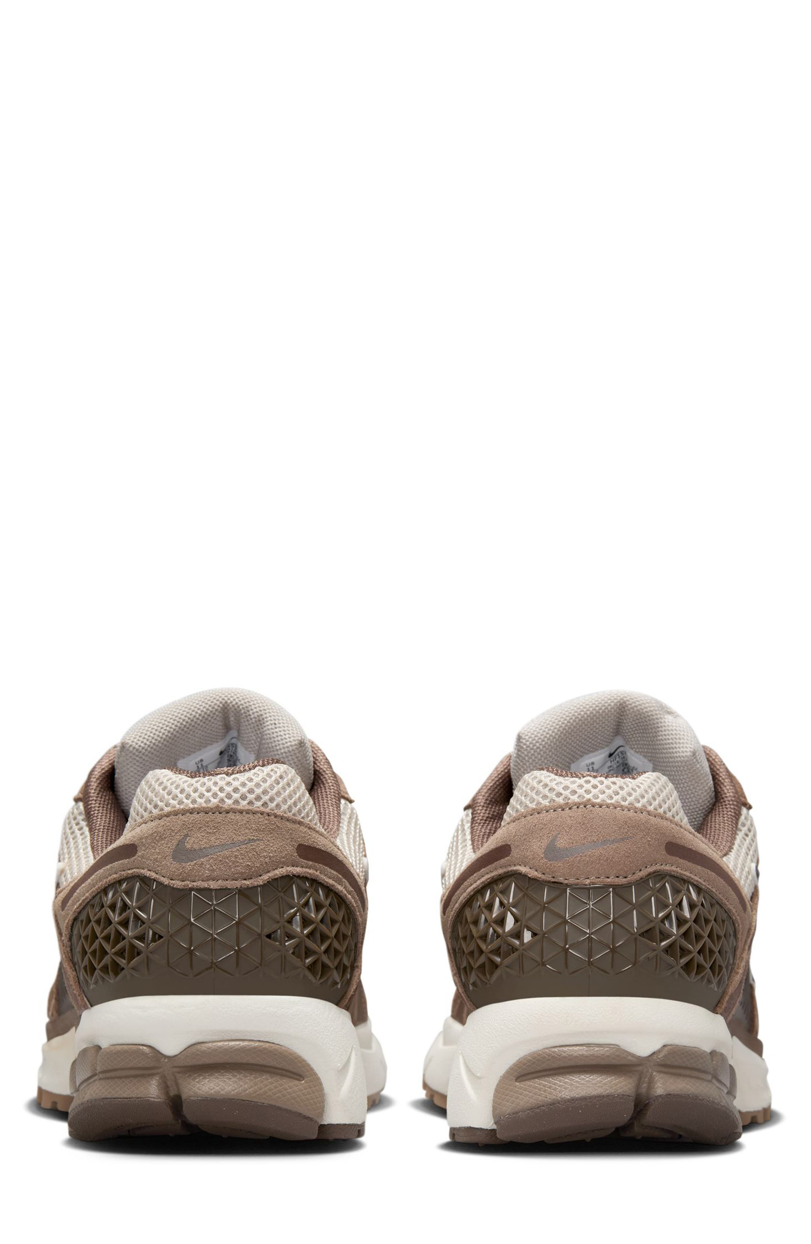 Nike Zoom Vomero 5 Premium Sneaker in College Grey/Sail/Mink Brown at Nordstrom - 5