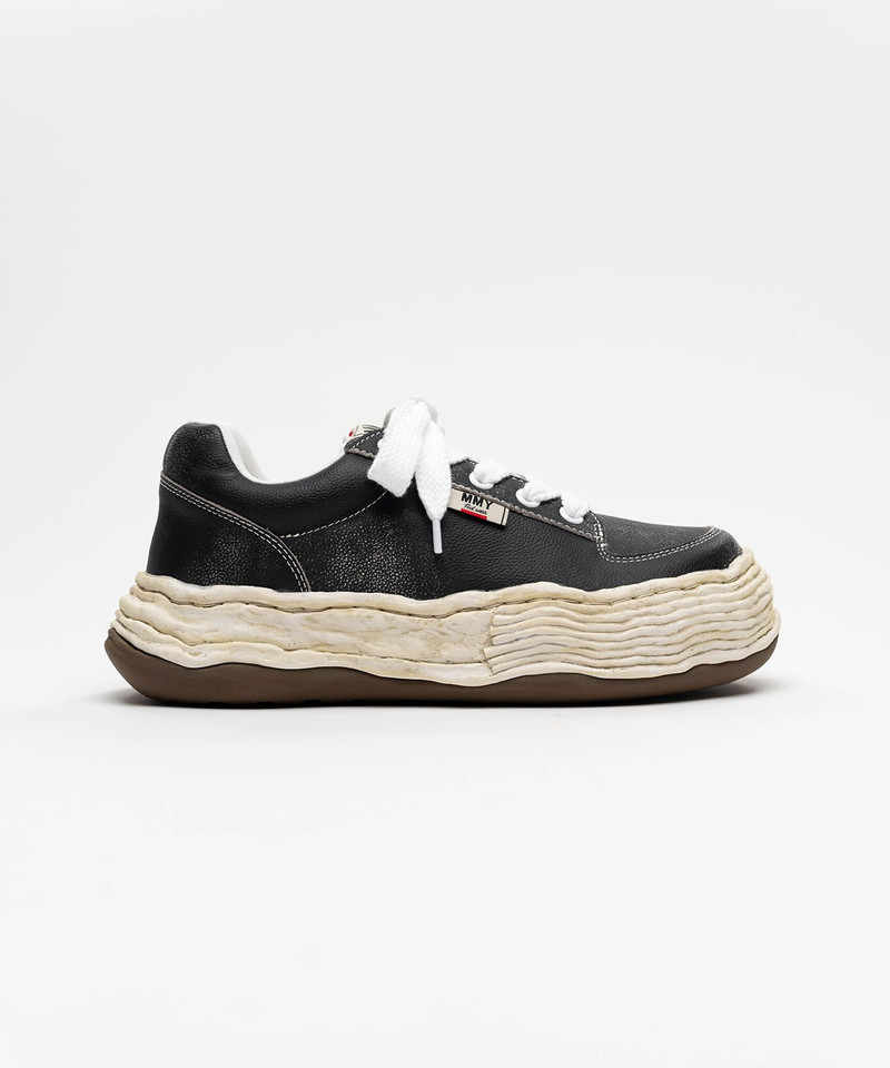 Maison MIHARAYASUHIRO "OLIVER" OG Sole Shrink Leather Low-top Sneaker outlook