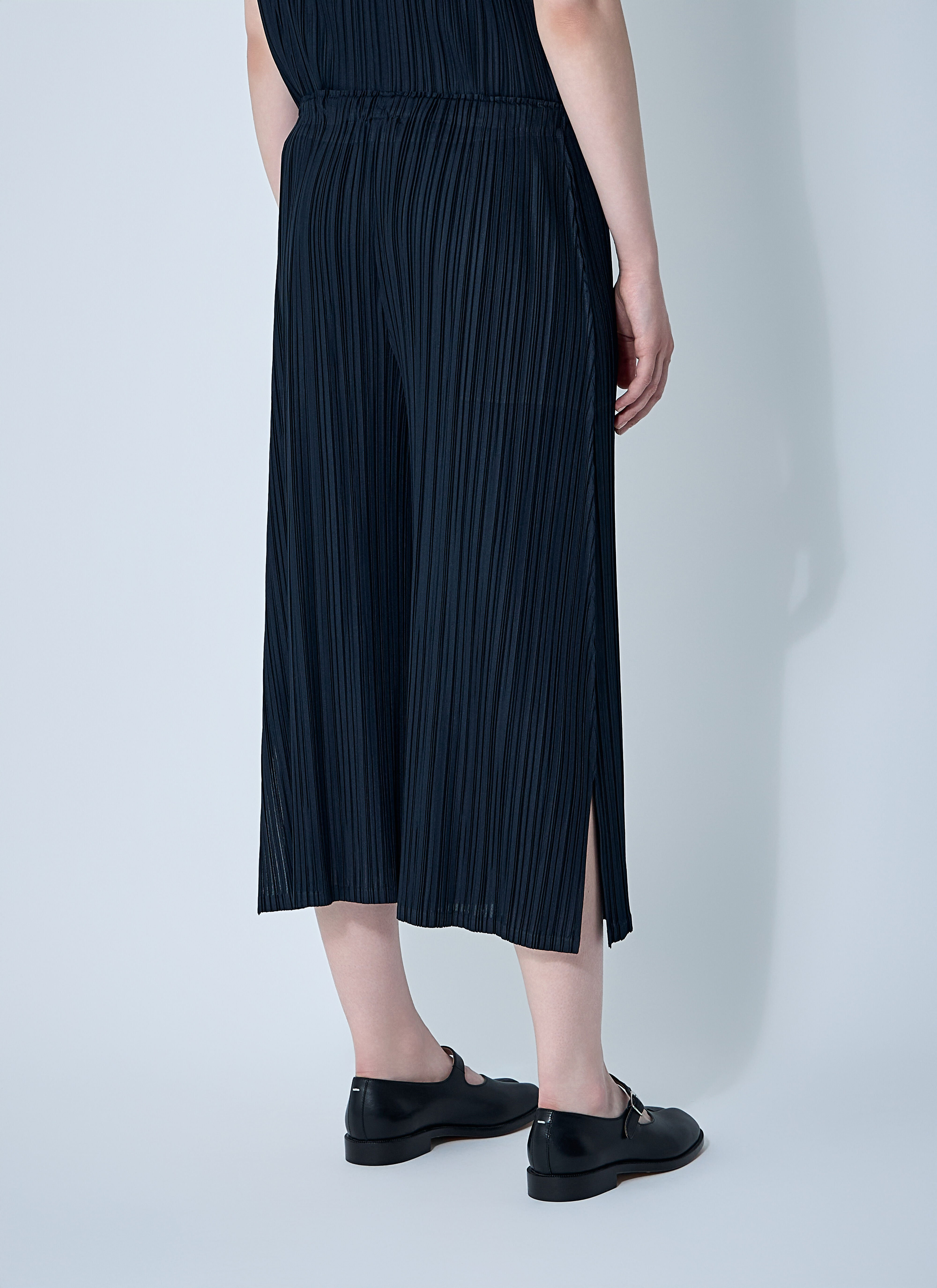 Mellow Pleated Pants - 4
