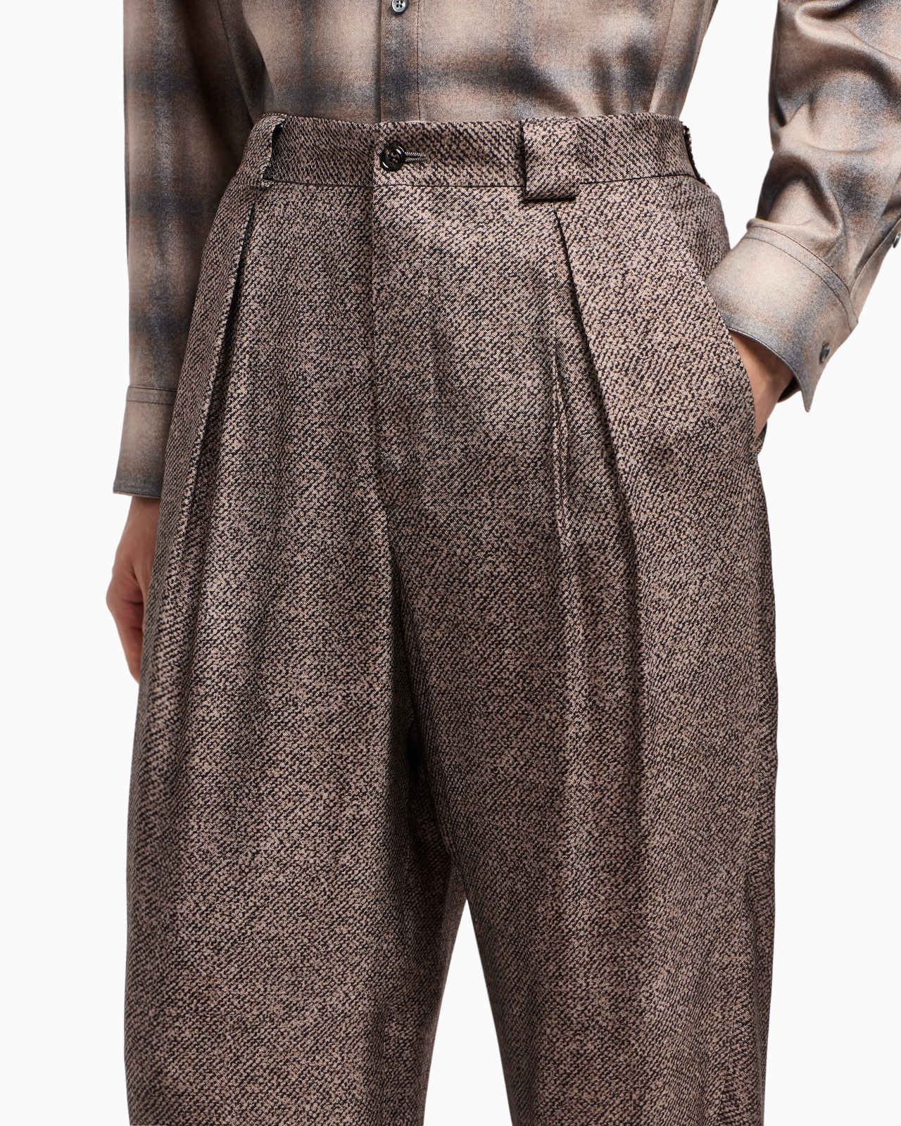 TEXTURED VISCOSE PLEATED TROUSERS - 5