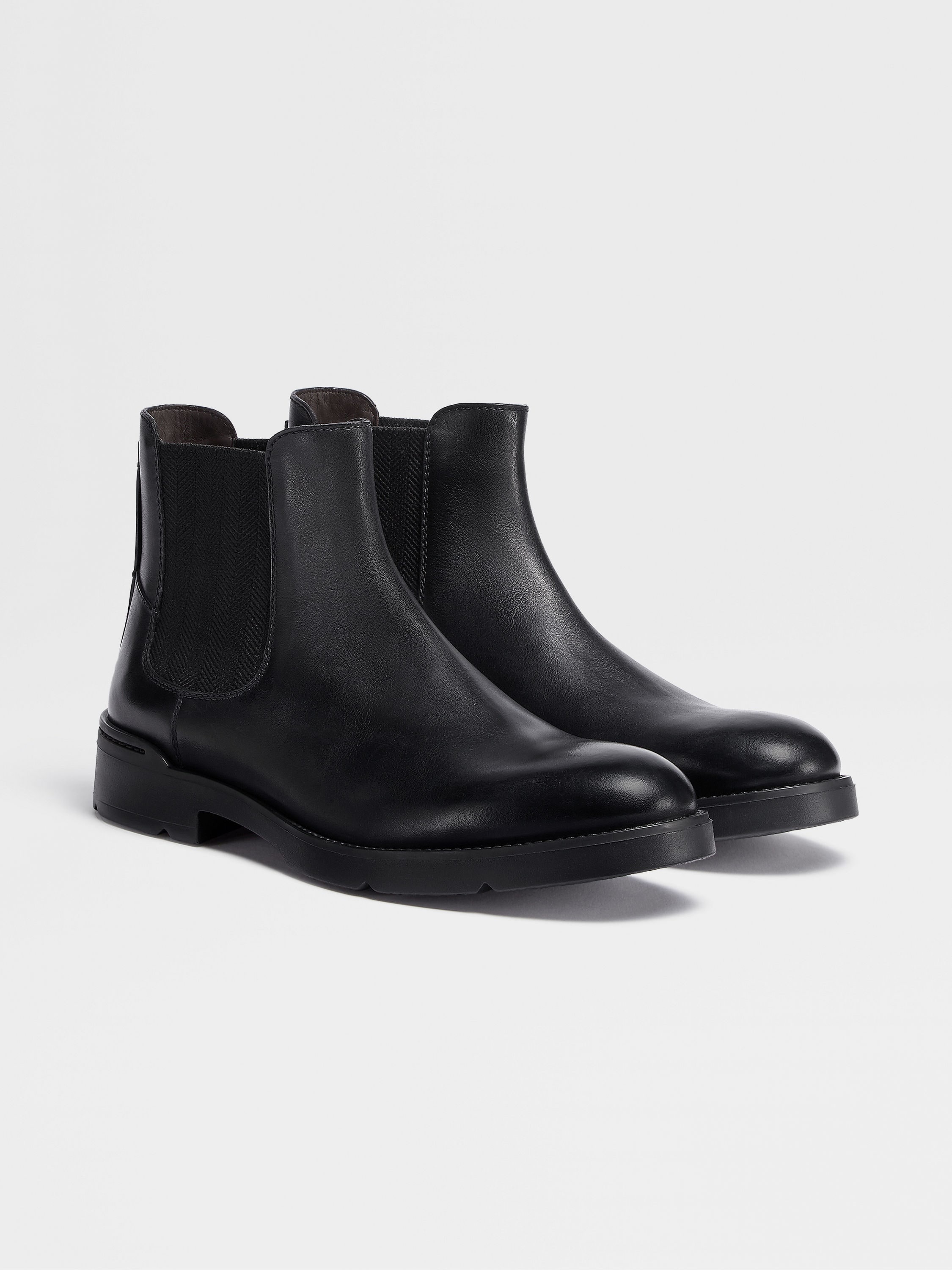 BLACK HAND-BUFFED LEATHER CORTINA CHELSEA BOOTS - 3