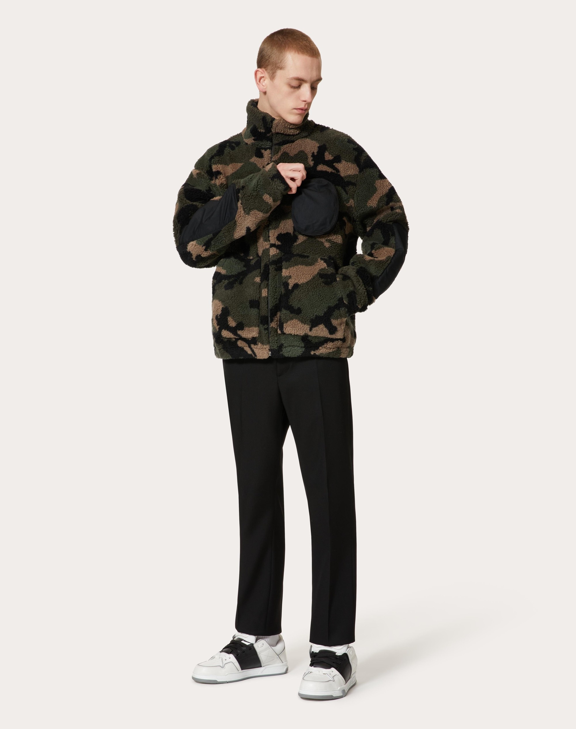 HIGH-NECK FLEECE JACKET WITH ZIP AND CAMOUFLAGE PATTERN - 2