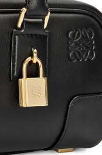 Loewe Amazona 23 Cropped bag in nappa calfskin | REVERSIBLE