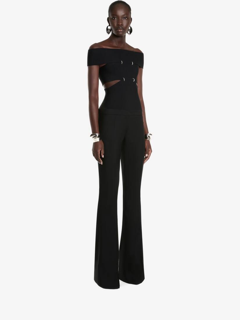 Women's Low-waisted Tailored Trousers in Black - 3