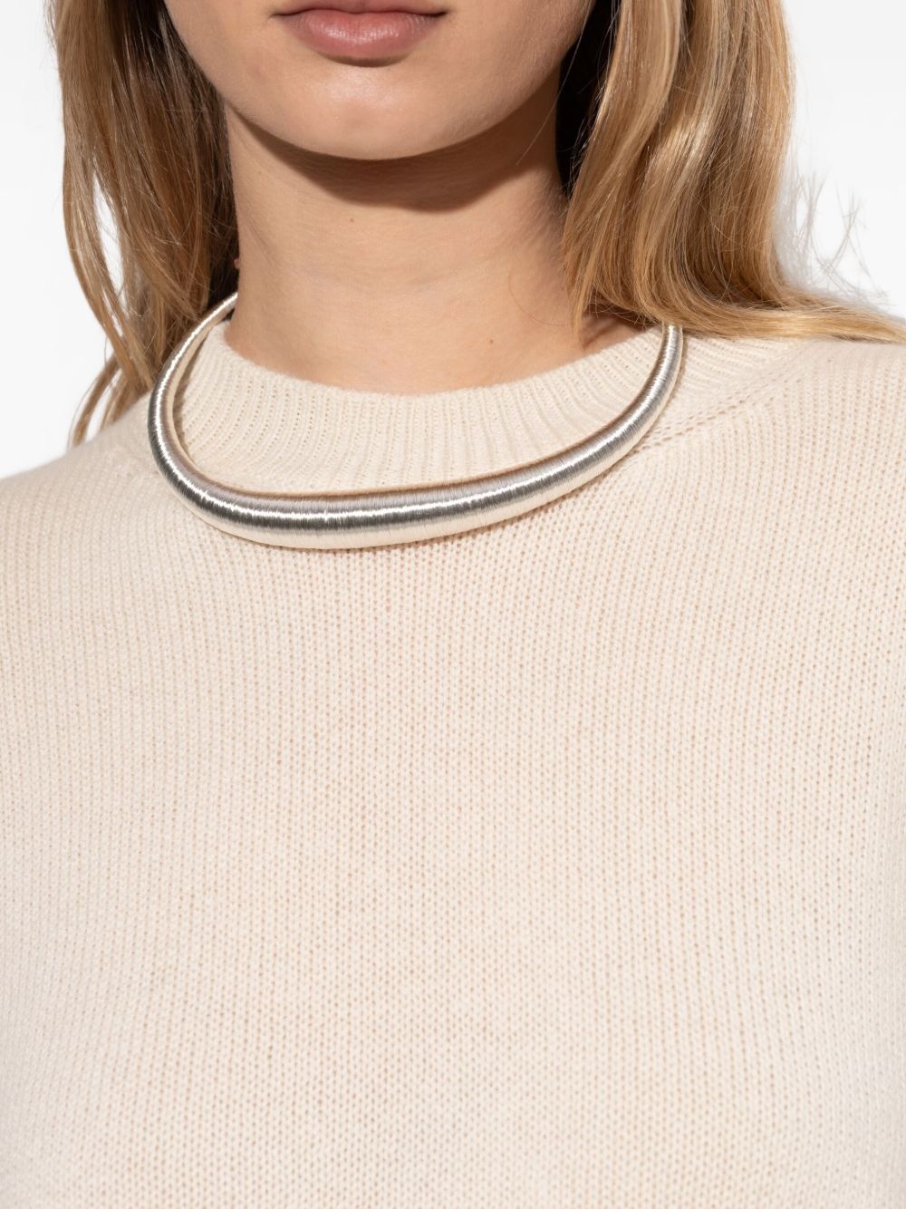 thread-embroidered necklace - 2