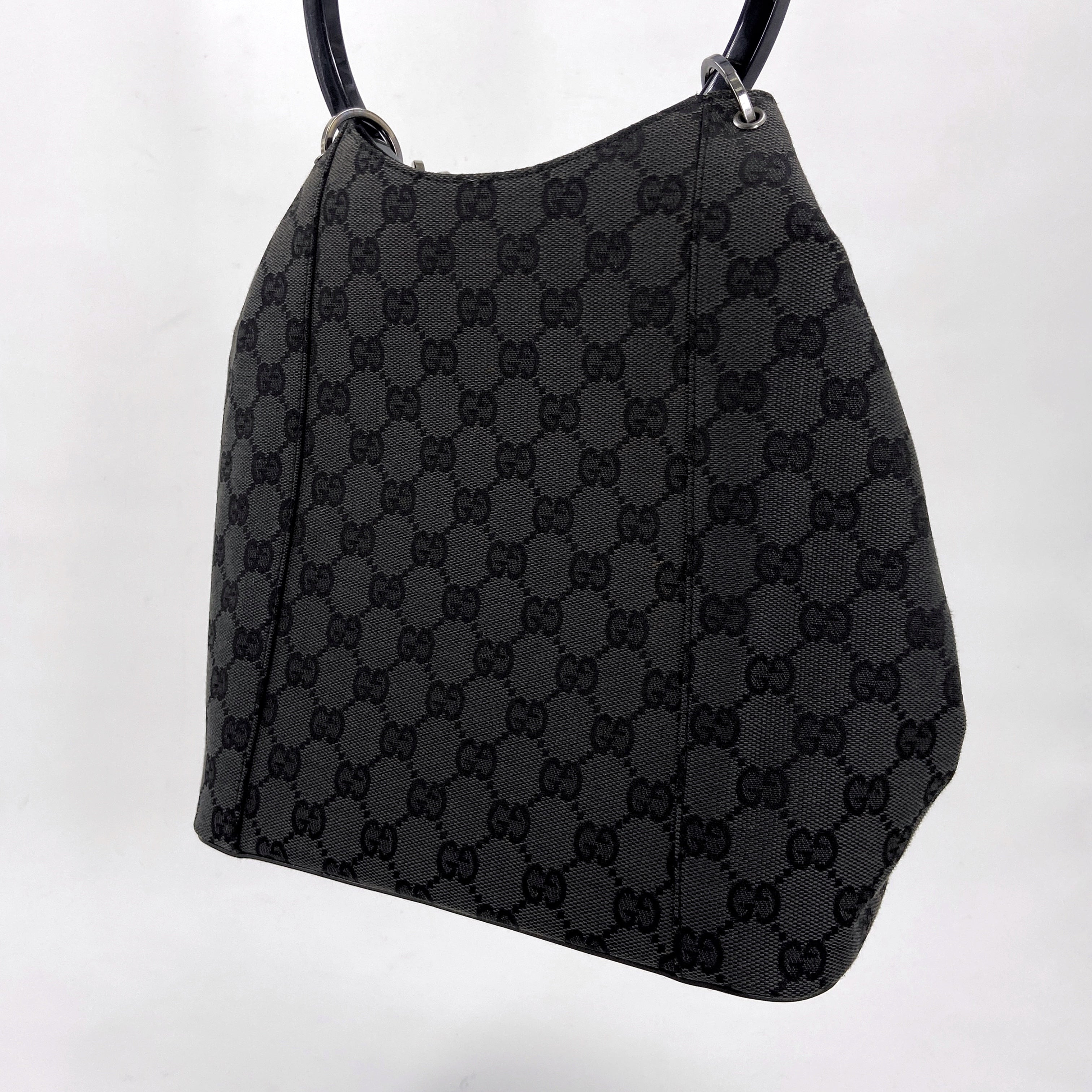Gucci Fall 1999 Tom Ford Large Black Monogram Bucket Acrylic Ring Bag - 7