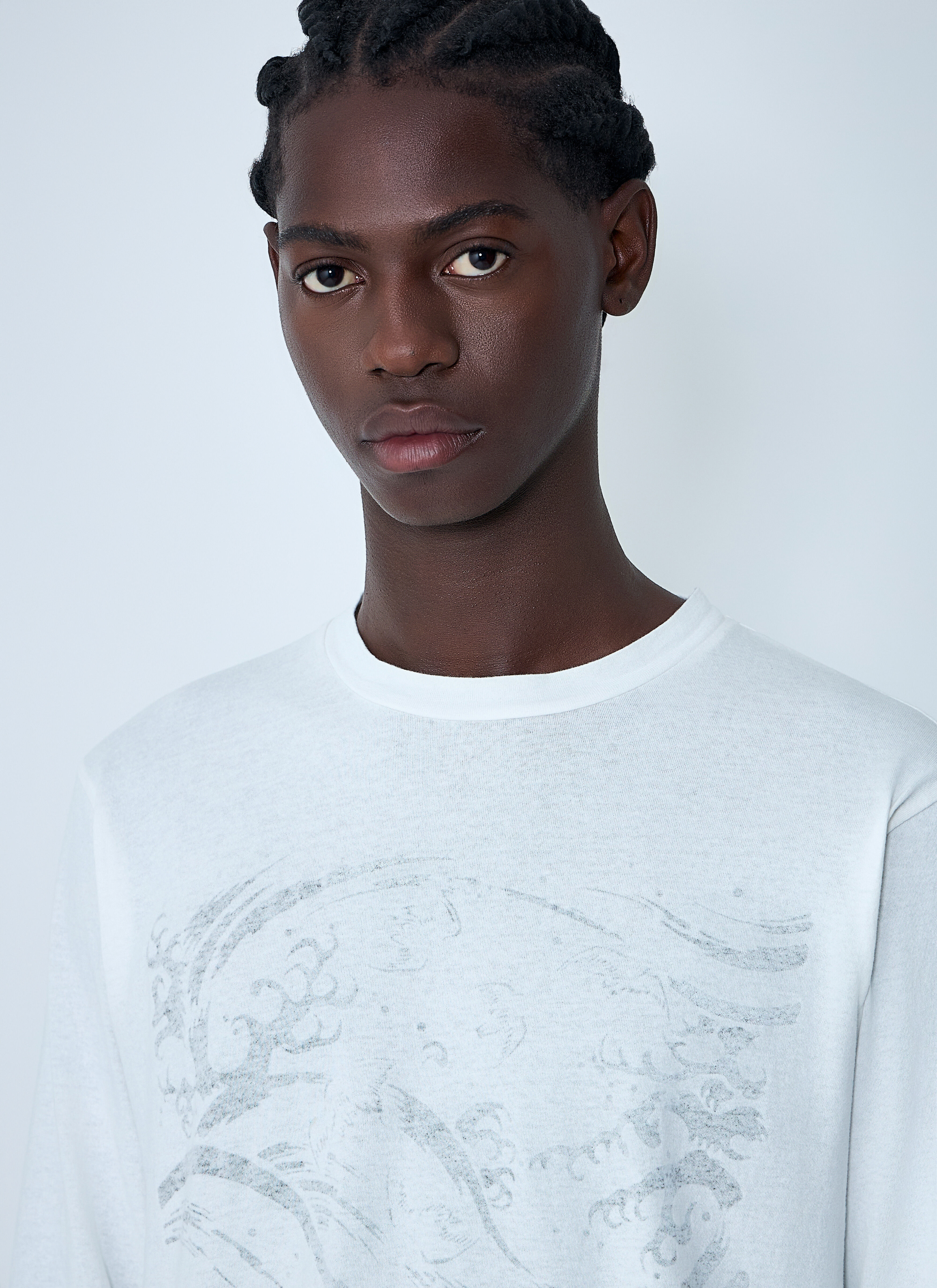 Graphic Motif T-Shirt - 5