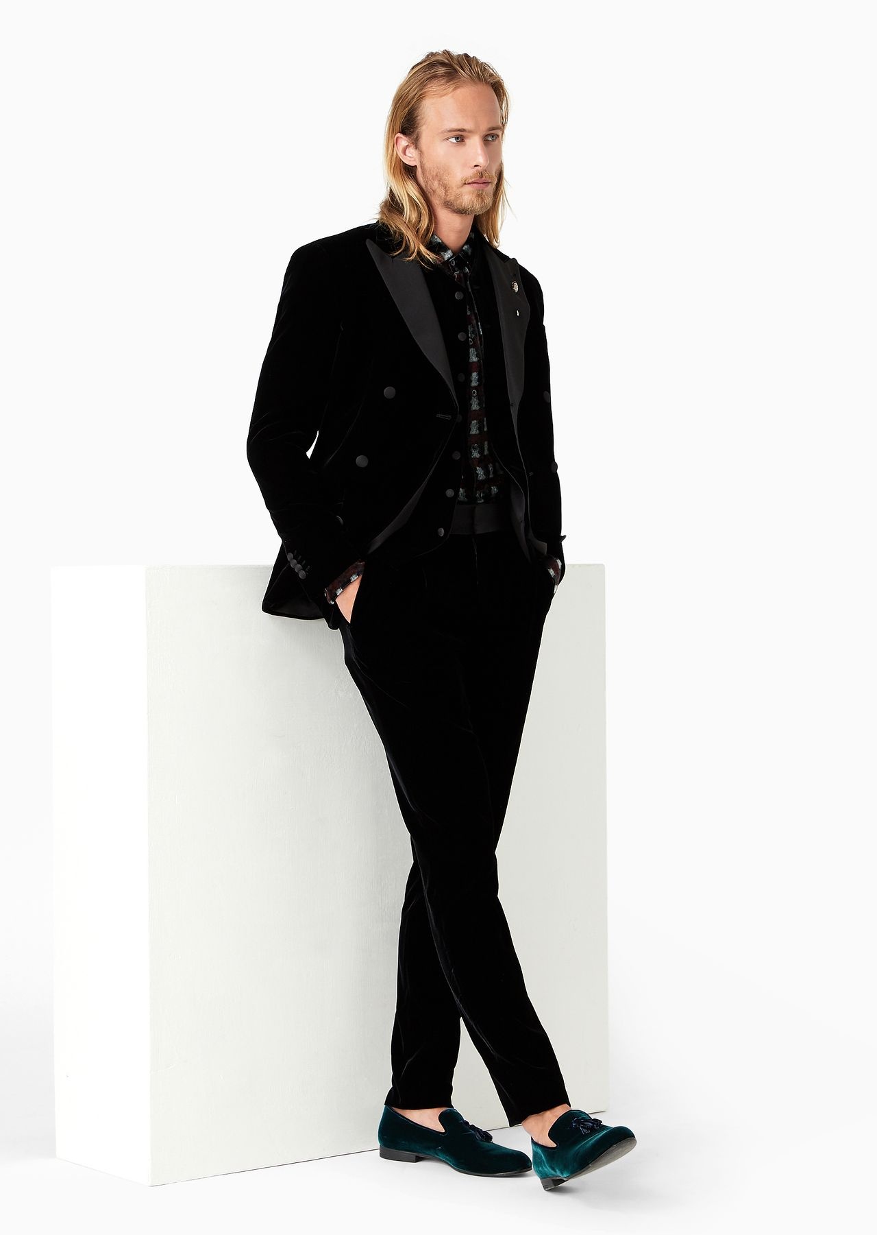Madison line full-canvas velvet suit with a double-breasted jacket - 4