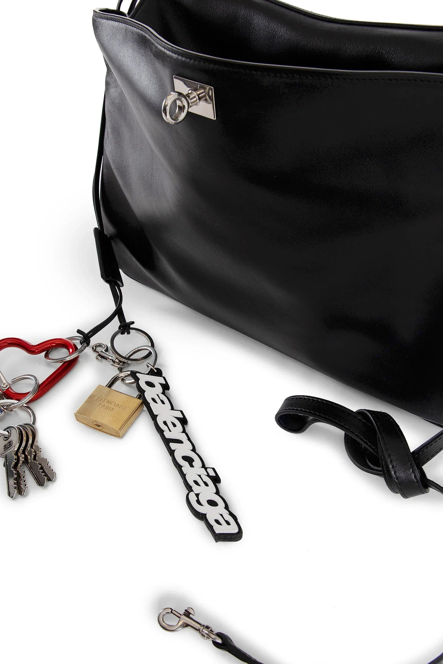Rodeo-Medium-Handbag-Used-Effect-With-One-Charm - 4