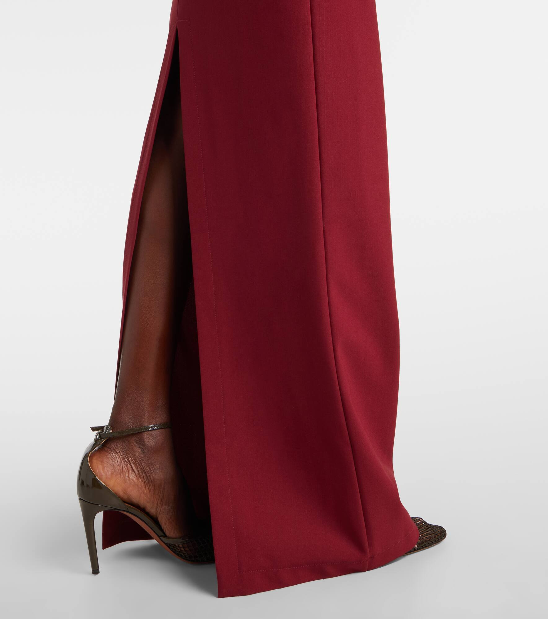 Cutout gown - 5