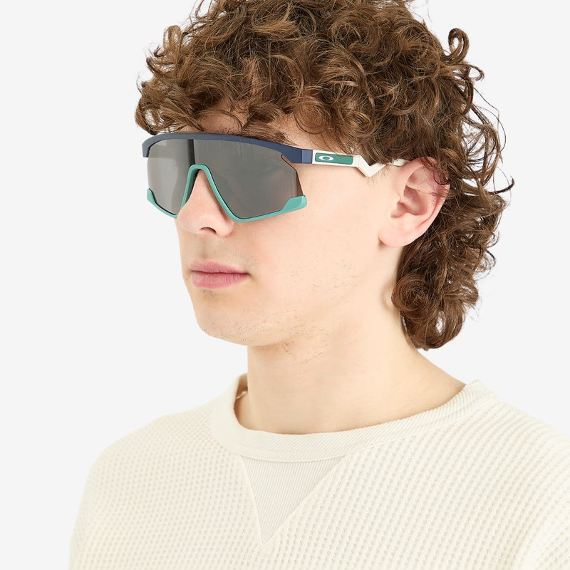 OAKLEY Oakley BXTR Sunglasses outlook