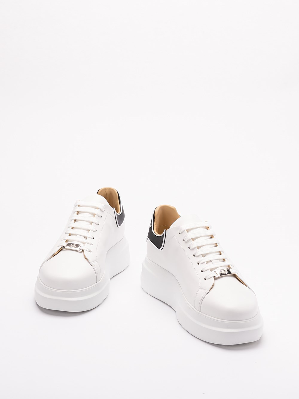 Low-Top Sneakers - 2