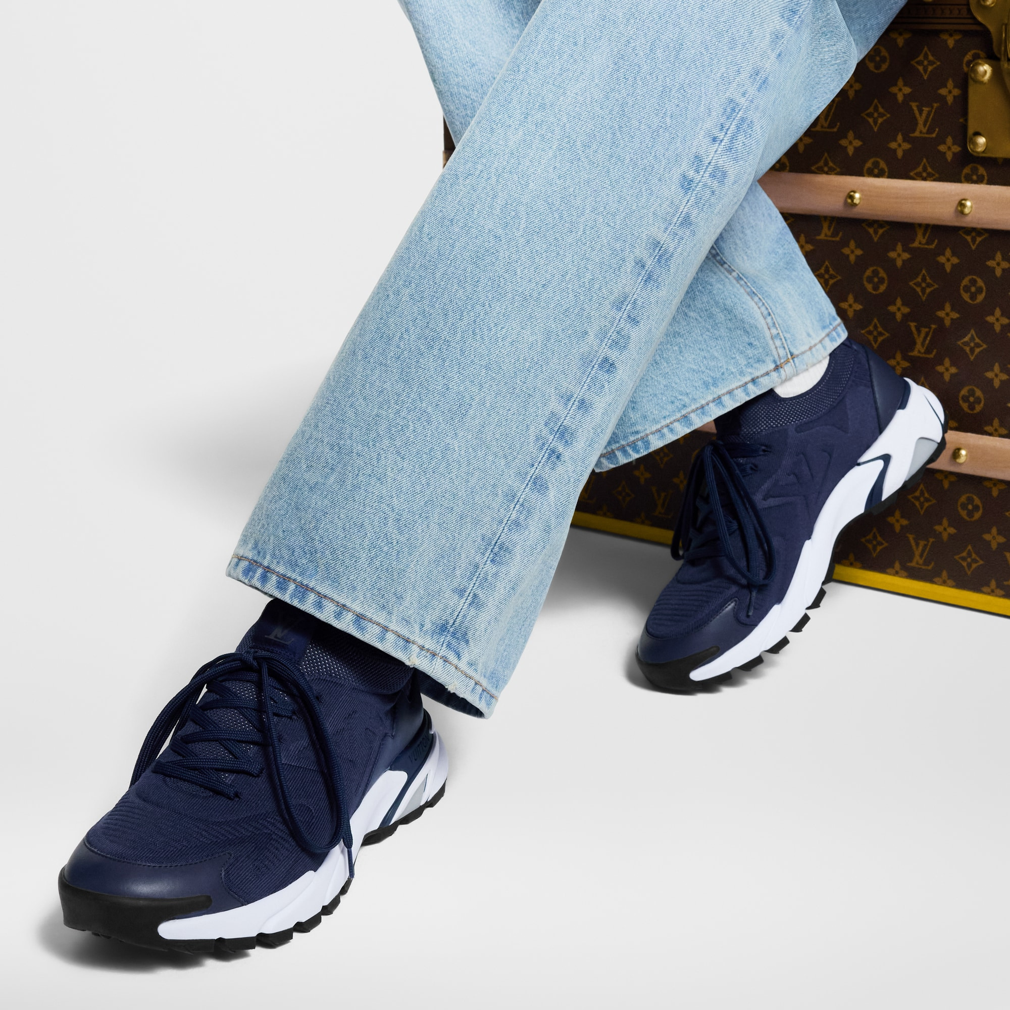 LV Runner Tatic Sneaker - 7