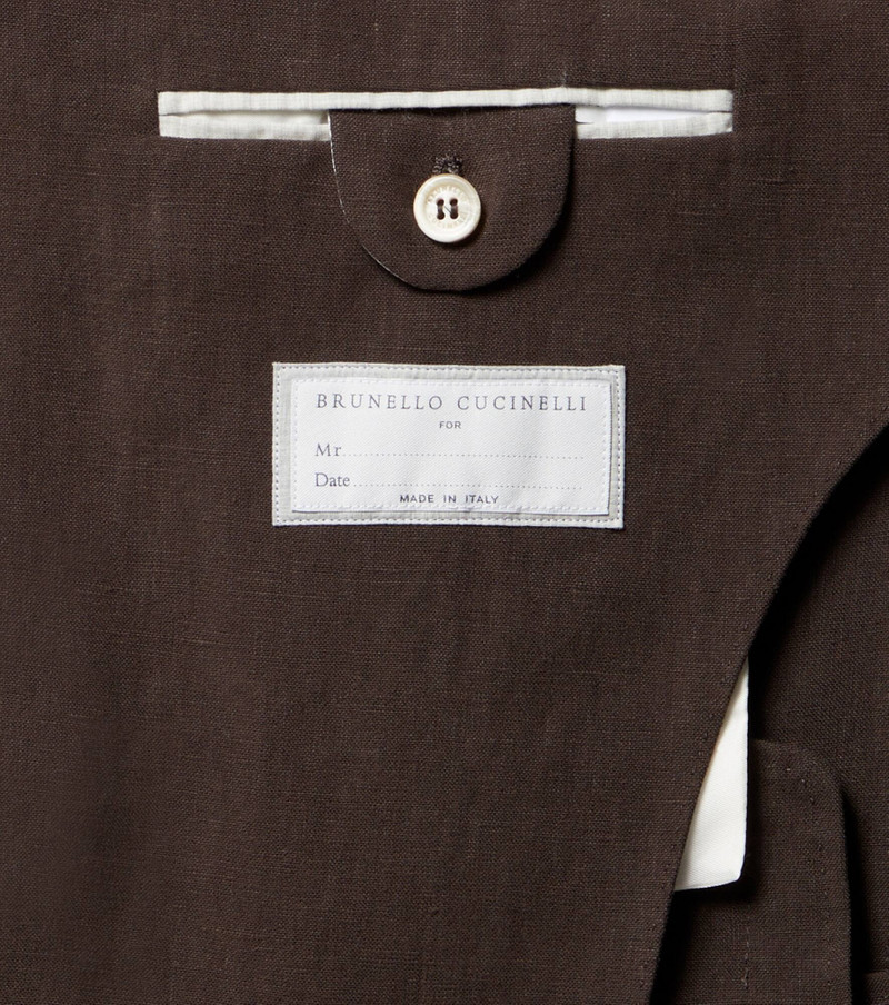 Double-breasted linen suit 8