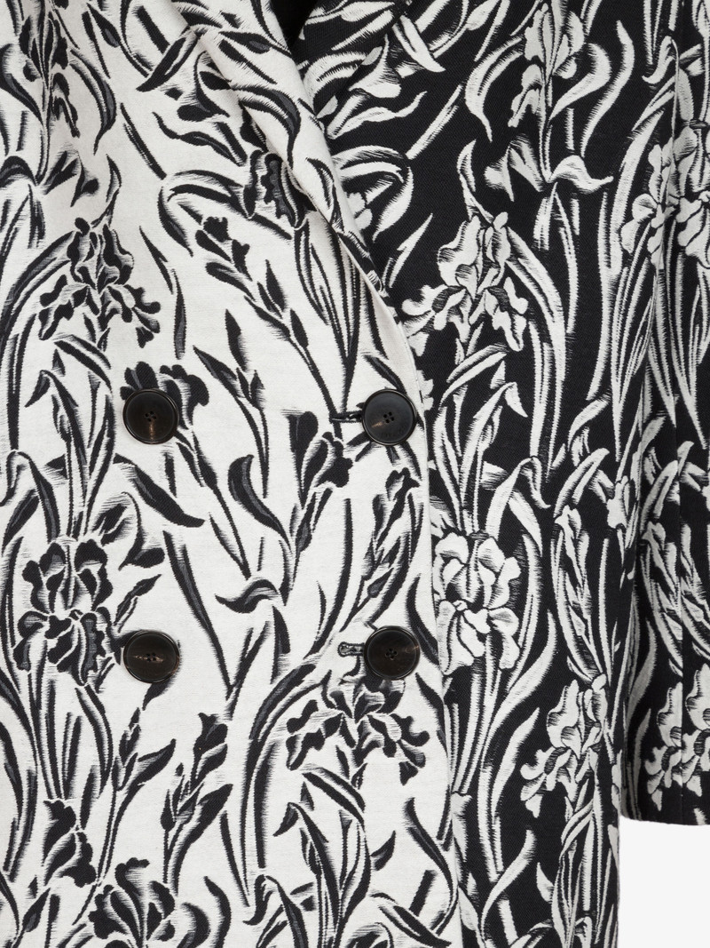 Two tone coat in floral jacquard 6