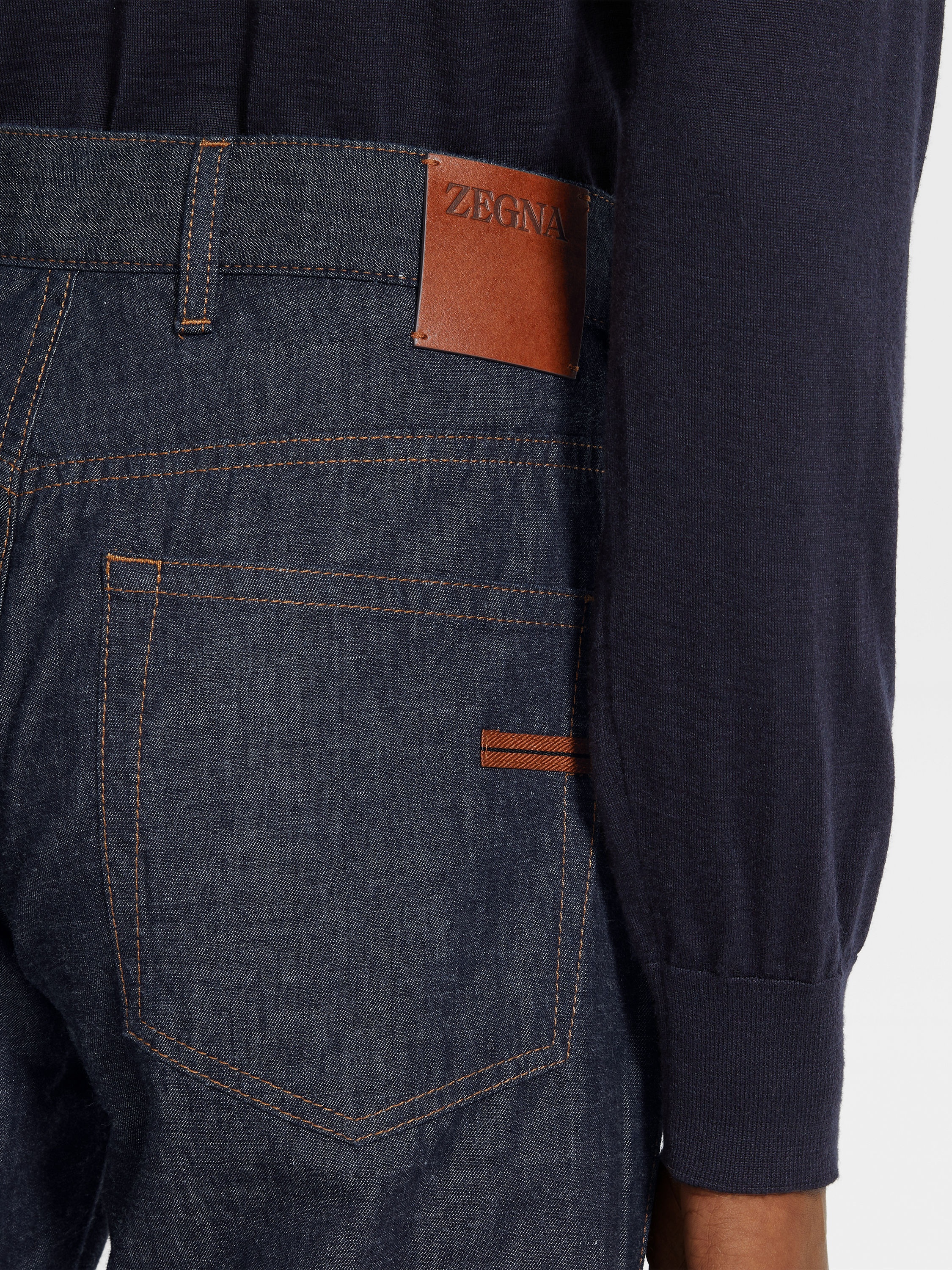 DARK BLUE RINSE-WASHED COTTON AND LINEN ROCCIA JEANS - 2