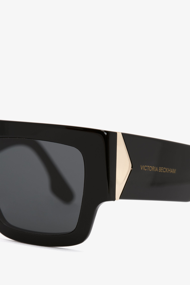 V Plaque Frame Sunglasses In Black 4