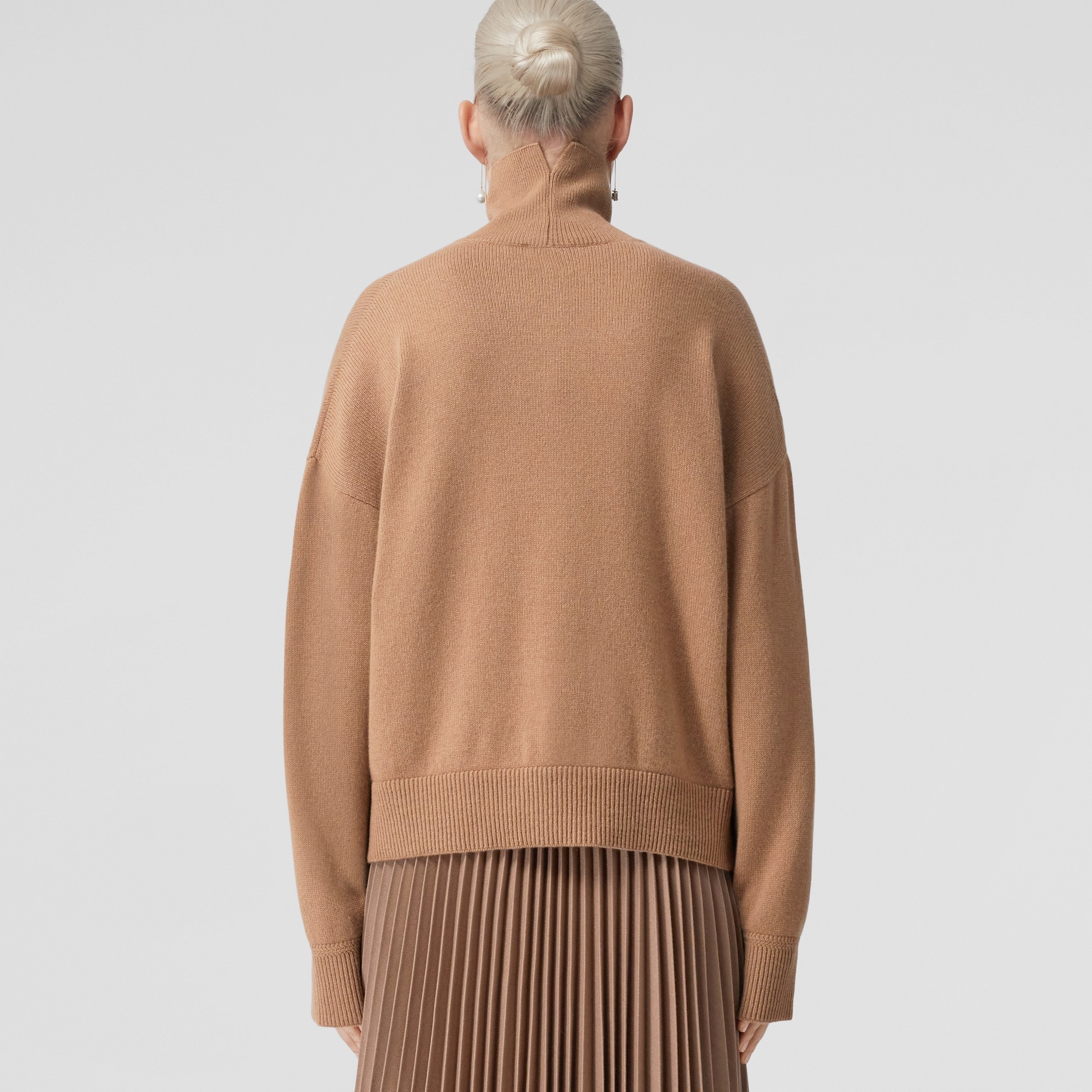 Monogram Motif Cashmere Funnel Neck Sweater - 4
