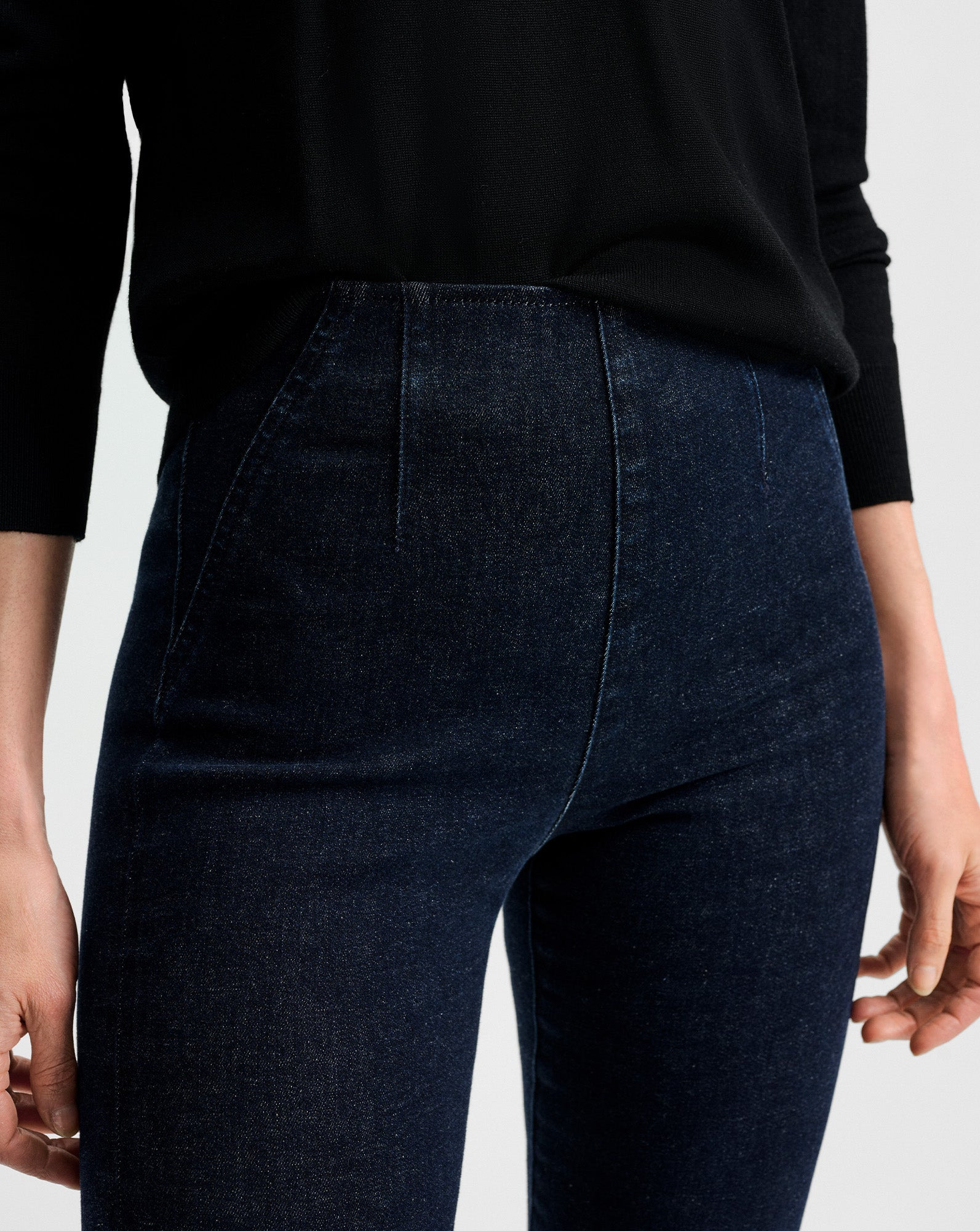 BEVERLY OFF-DUTY SKINNY-FLARE JEAN - 8