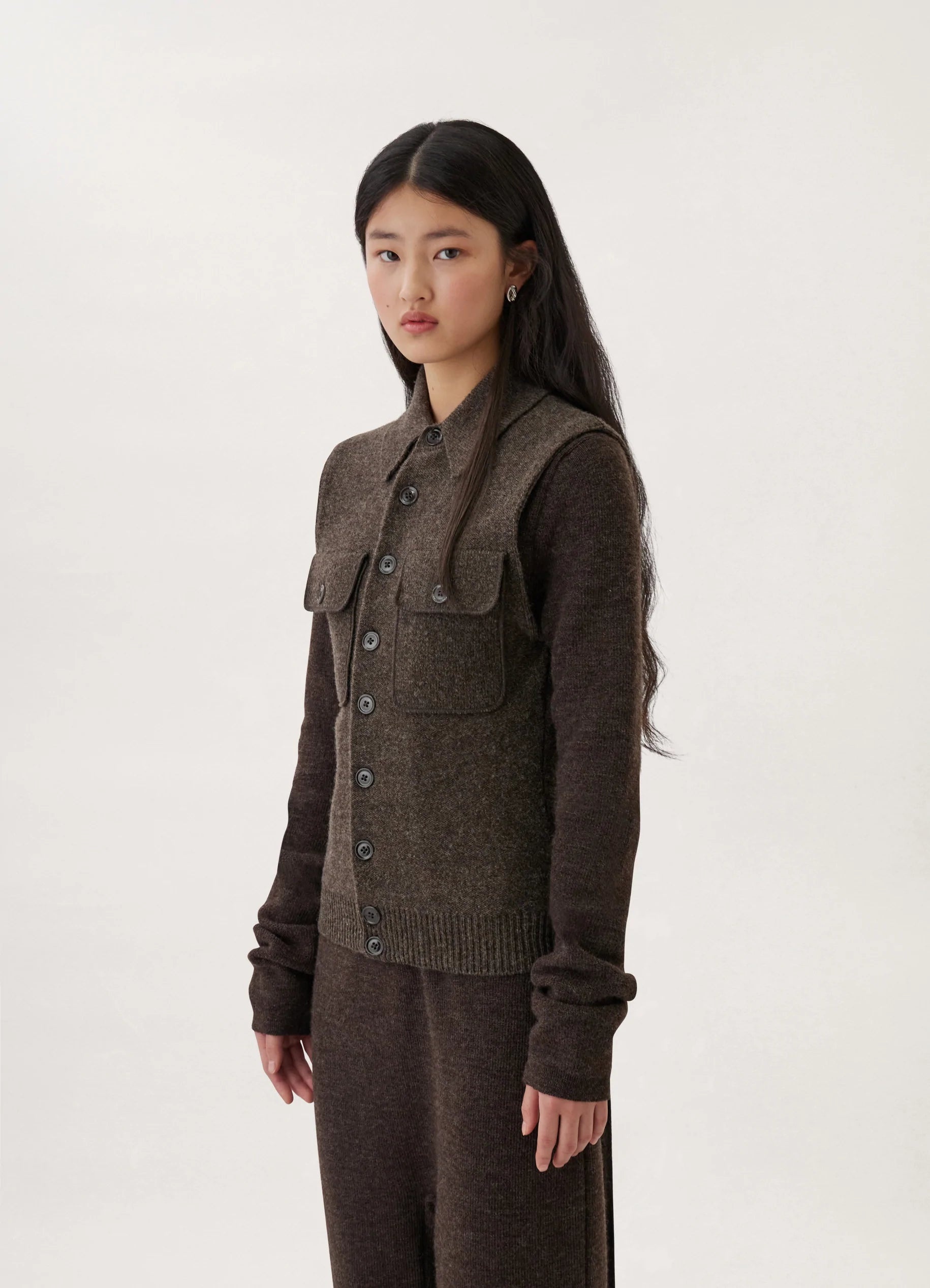 SLEEVELESS FITTED CARDIGAN - 2