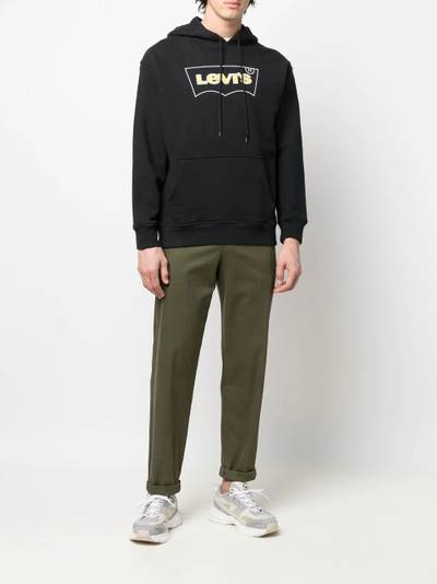 Levi's logo-print hoodie outlook