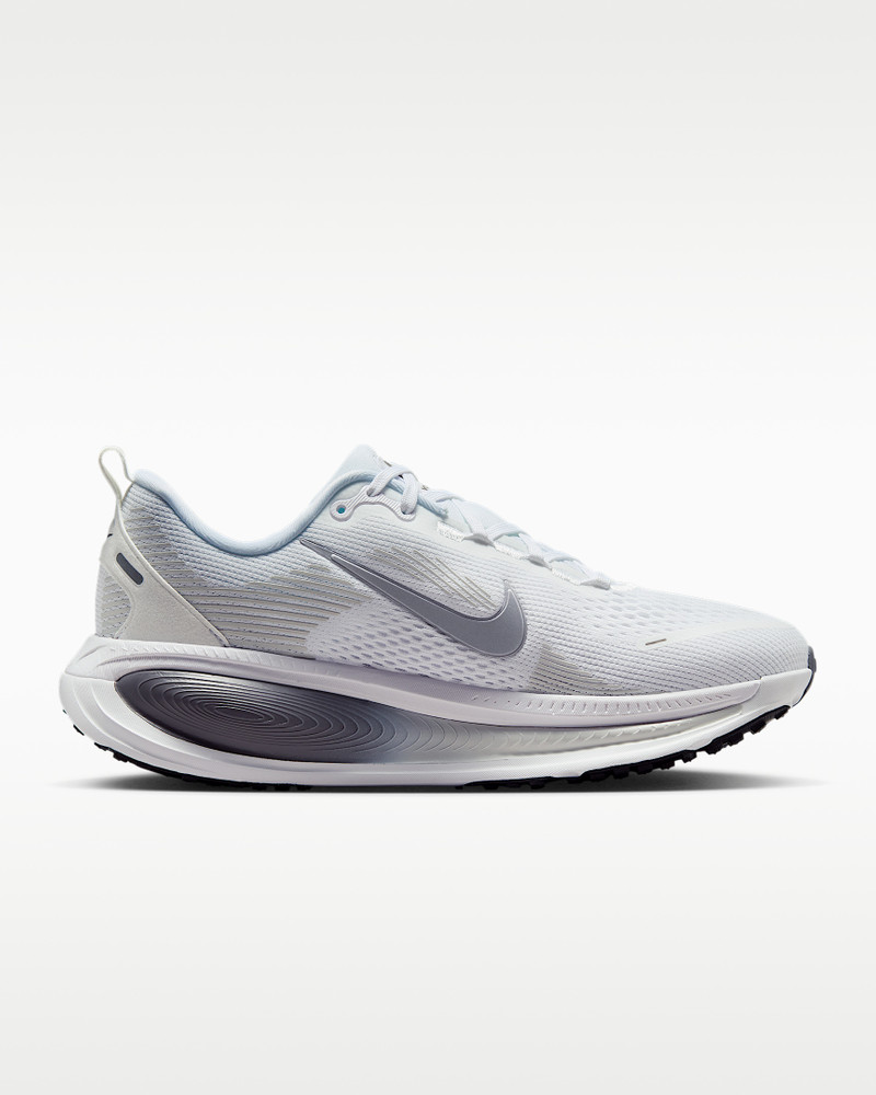 Nike Vomero 18 Women's Road Running Shoes 3