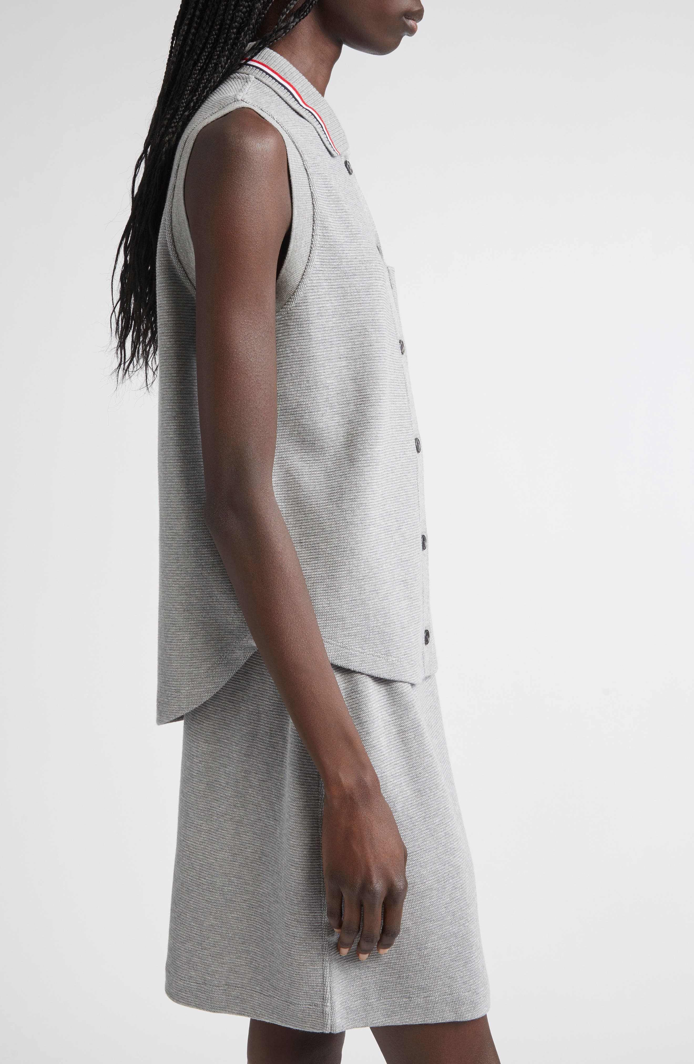 Thom Browne Cotton & Silk Sleeveless Button-Up Shirt in Light Grey at Nordstrom - 4