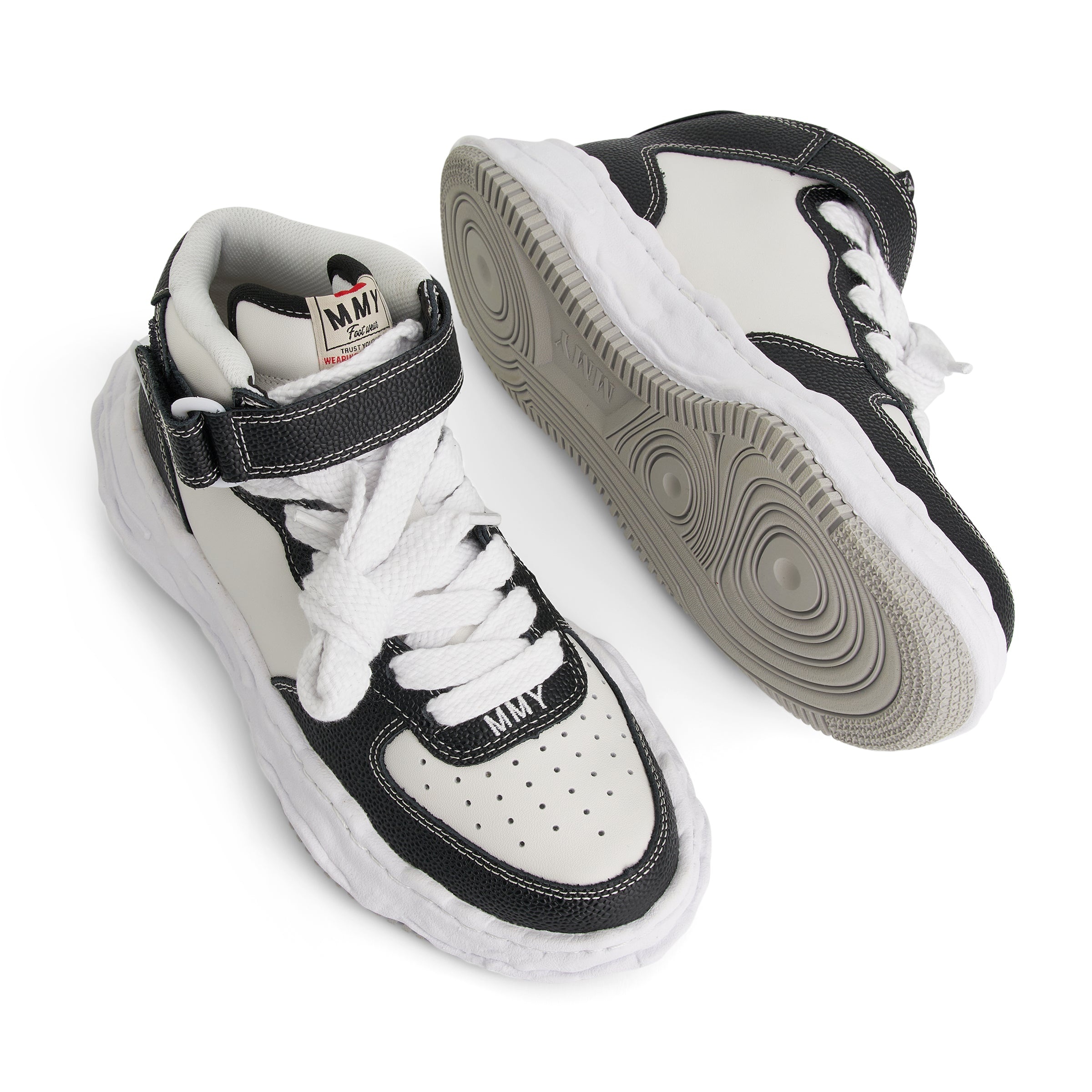 Wayne OG High Top Sneaker in Black/White - 4