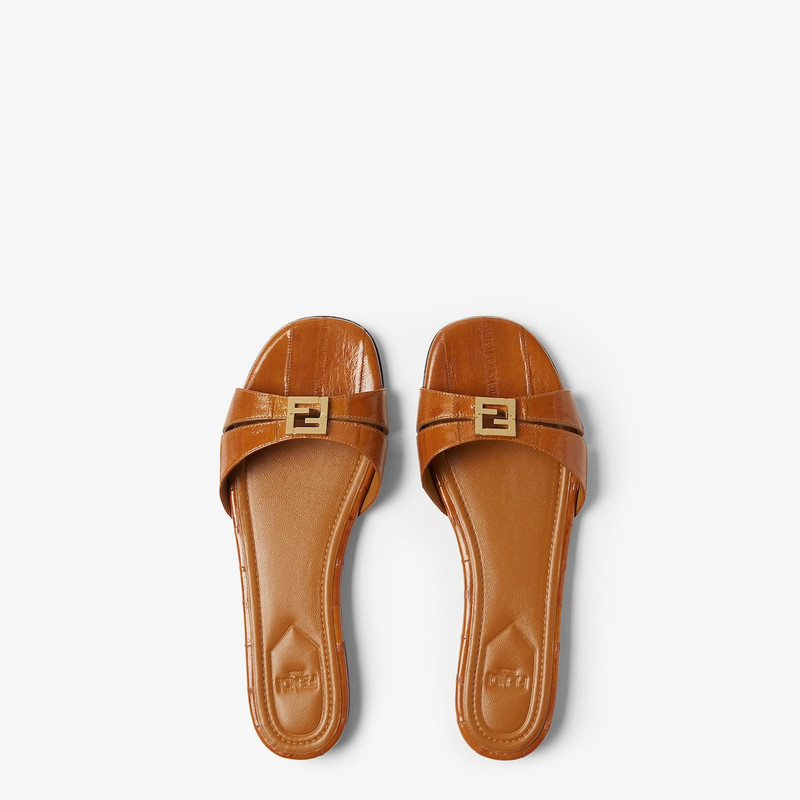Fendi FFold Beige hagfish leather sandals 4