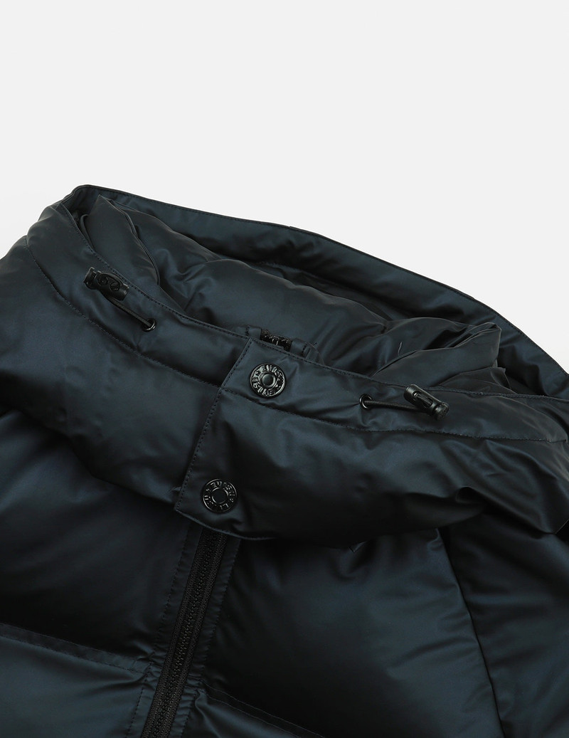 Logos and "Wheel of Wisdom" Embroidery Fashion Fit Down Jacket 7