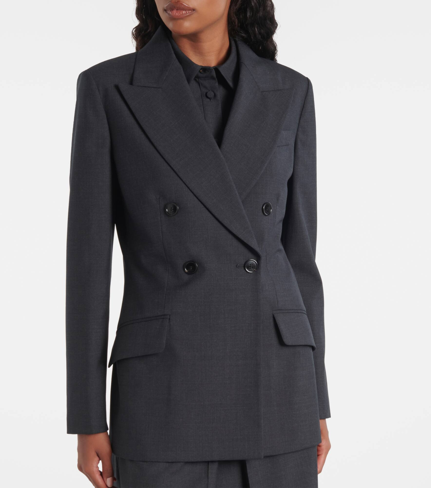 Double-breasted wool blazer - 6