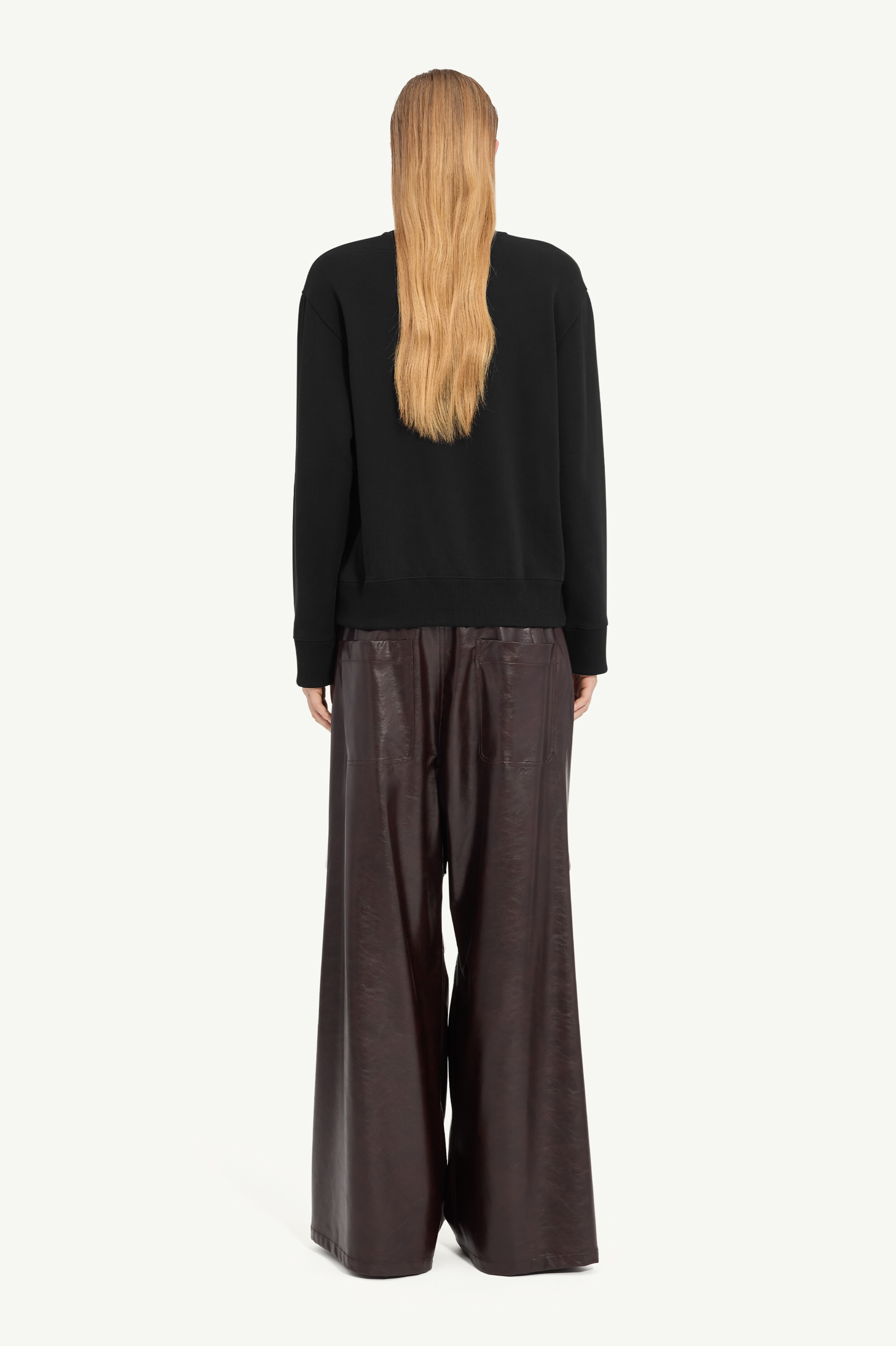 Sweatshirt - 4