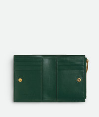 ショルダーバッグ Bottega Veneta CASSETTE BI-FOLD WALLET Bottega Veneta® Women's Cassette Small Bi-Fold Wallet in
