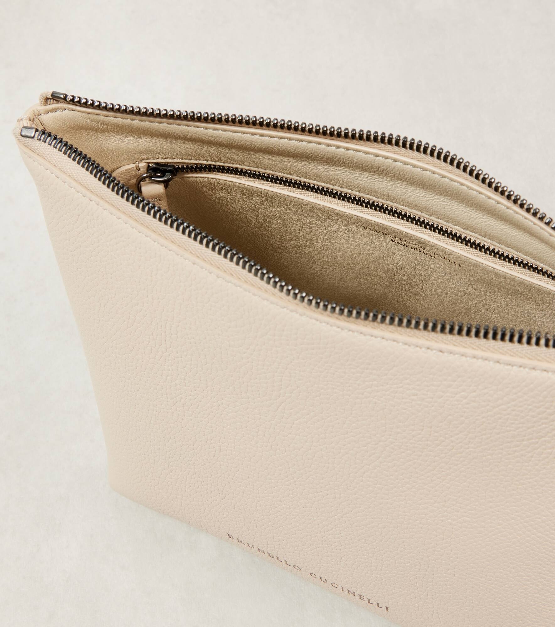 Small leather clutch - 3