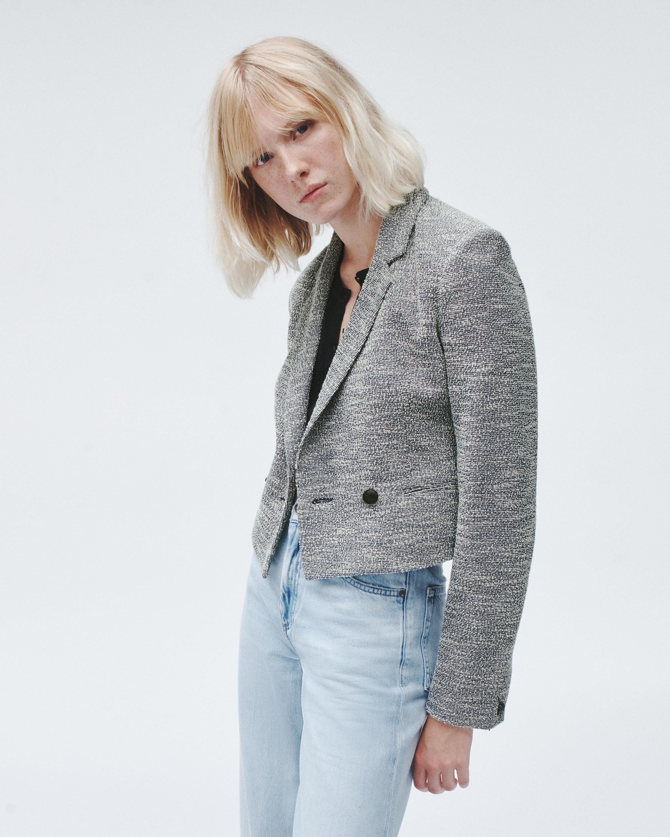 Josie Italian Tweed Blazer
Tailored Fit - 7