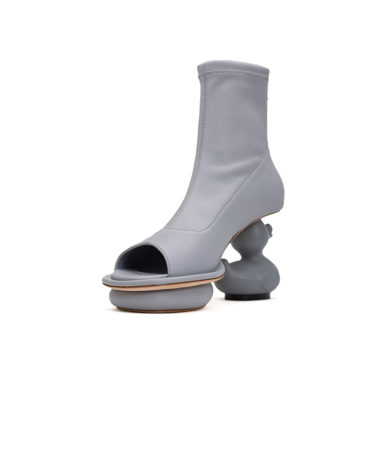 Duck Heel Boots 24